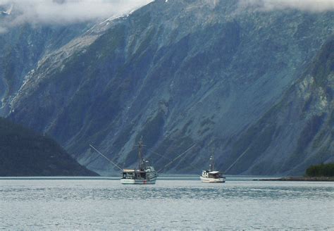 Ten Minutes in Lituya Bay • Damn Interesting.